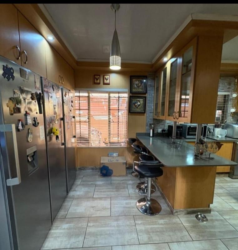 4 Bedroom Property for Sale in Vaal Park Ext 1 Free State